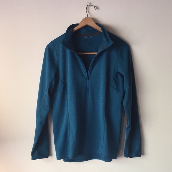 Patagonia Tops - PATAGONIA Capilene baselayer mid-weight zip up EUC